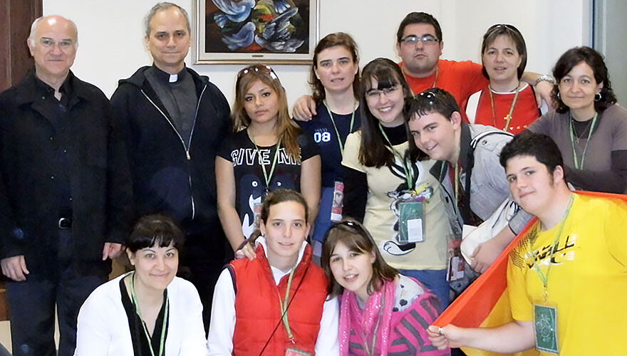 Leo XIV Franciscus Pope. Missionaries of the Sacred Heart.